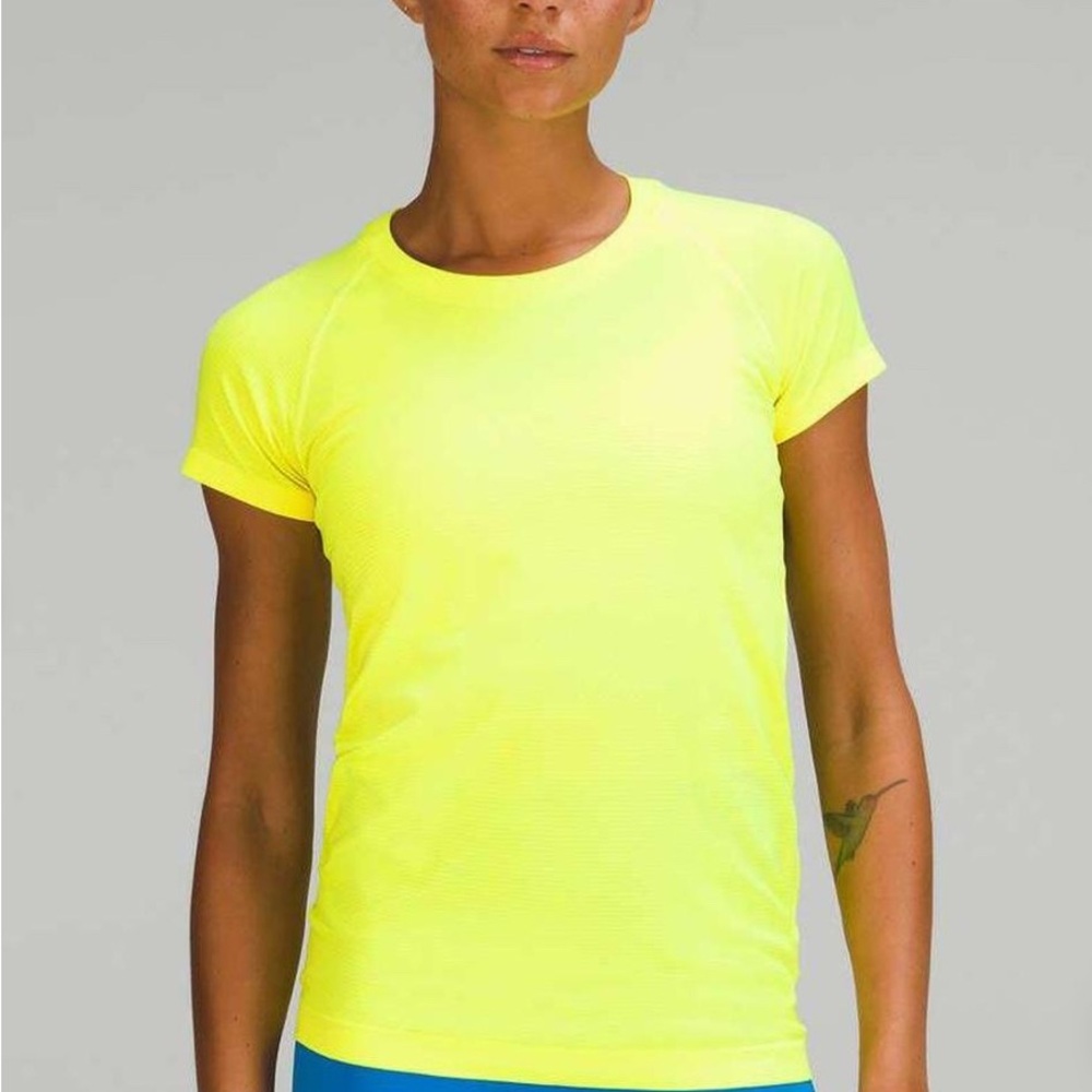 Lululemon Swiftly Tech Short Sleeve Shirt